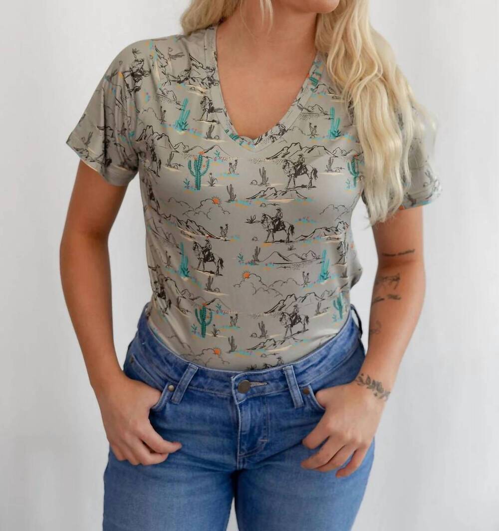 NEW ROWDY CROWD blooming desert western graphic tee in grey